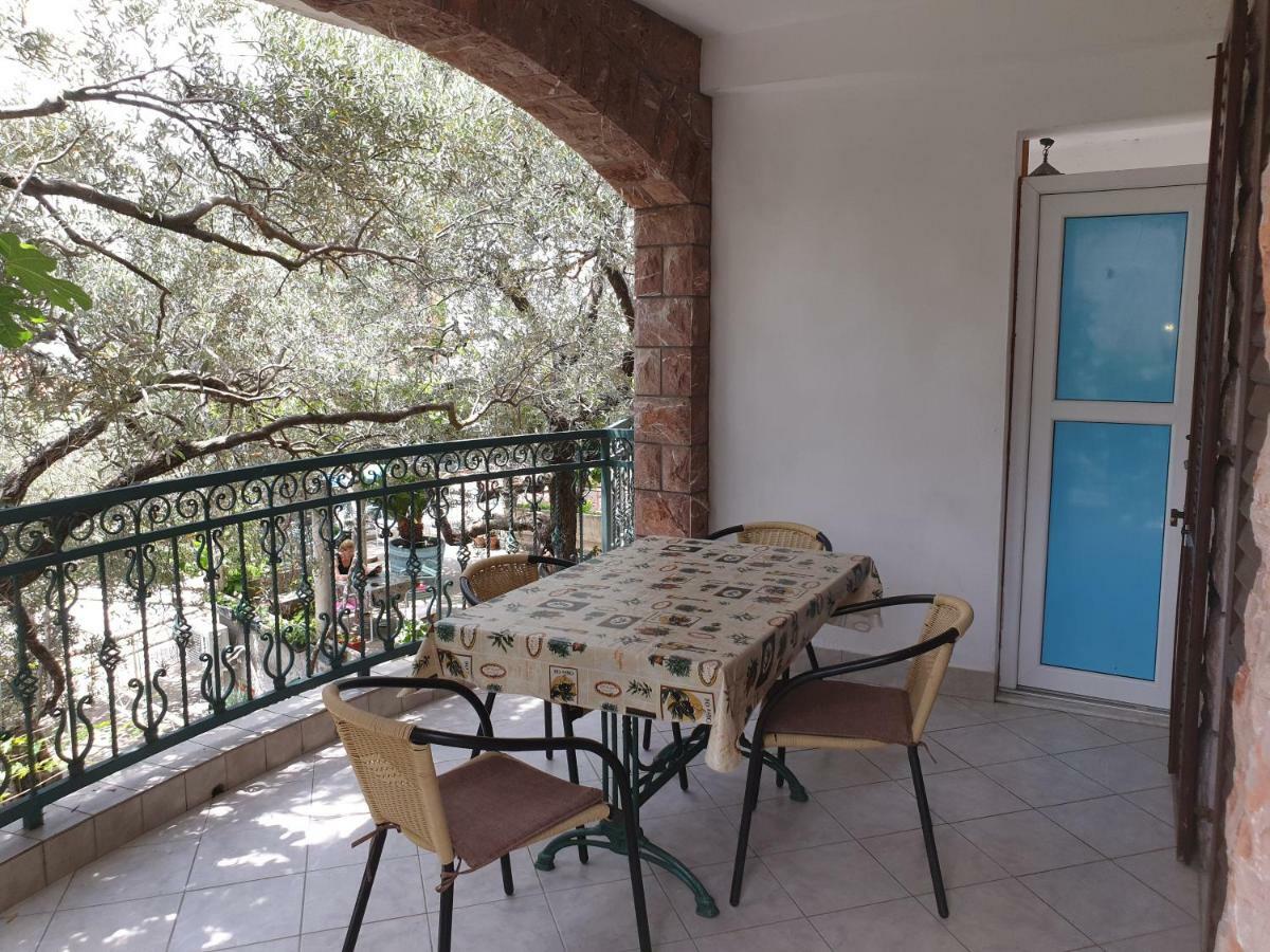 Zoro Apartments Ilha Sveti Stefan Exterior foto